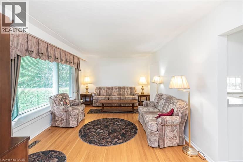37 LORNE Avenue — photo 7 of 33