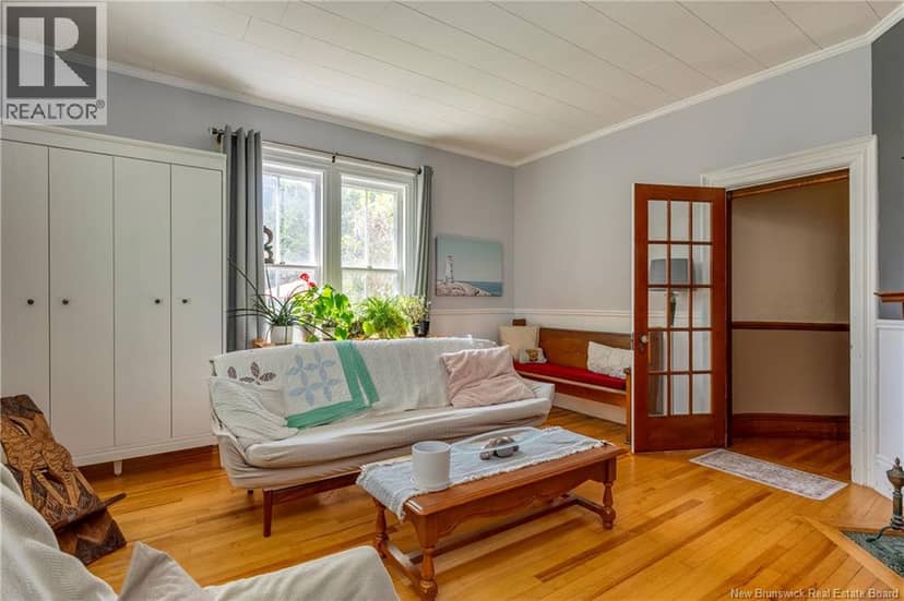 8 Gordon Street — photo 16 of 40