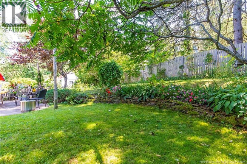 8 Gordon Street — photo 37 of 40