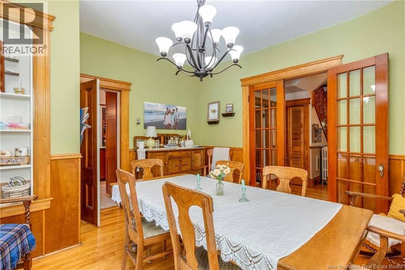 8 Gordon Street — photo 10 of 40