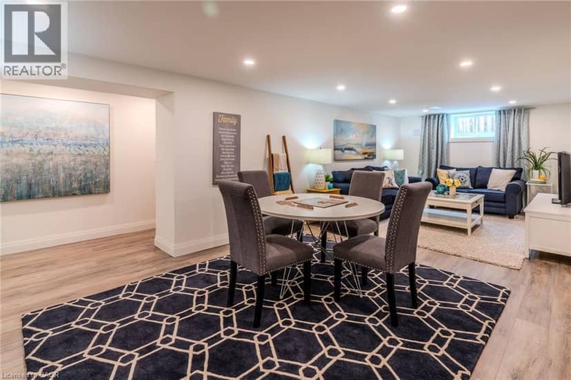 17 WOODSVIEW Avenue — photo 18 of 30