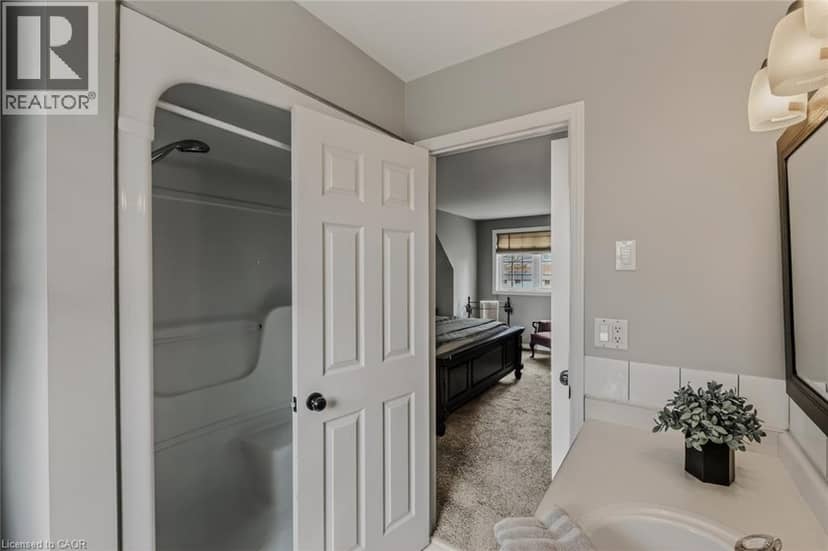 208 VICTORIA Street — photo 25 of 40