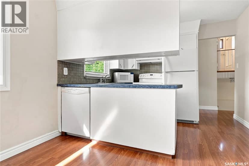 145 Dalgliesh DRIVE — photo 13 of 40
