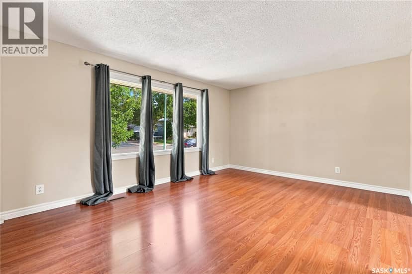 145 Dalgliesh DRIVE — photo 6 of 40