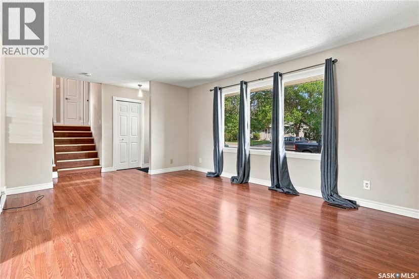 145 Dalgliesh DRIVE — photo 8 of 40