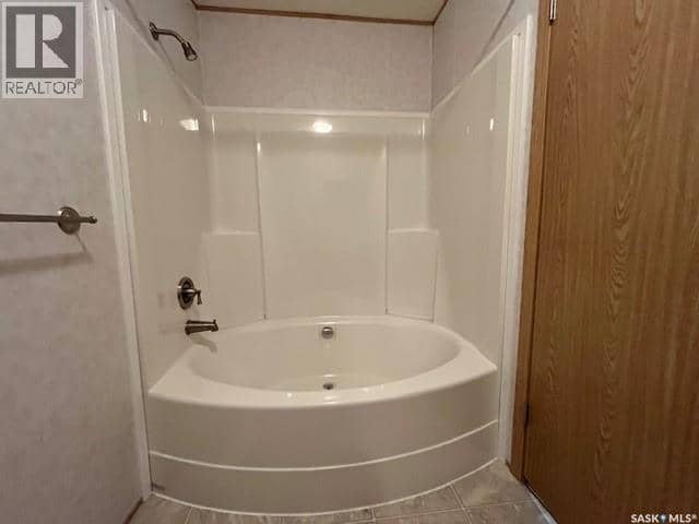 309 2nd STREET NW — photo 9 of 26