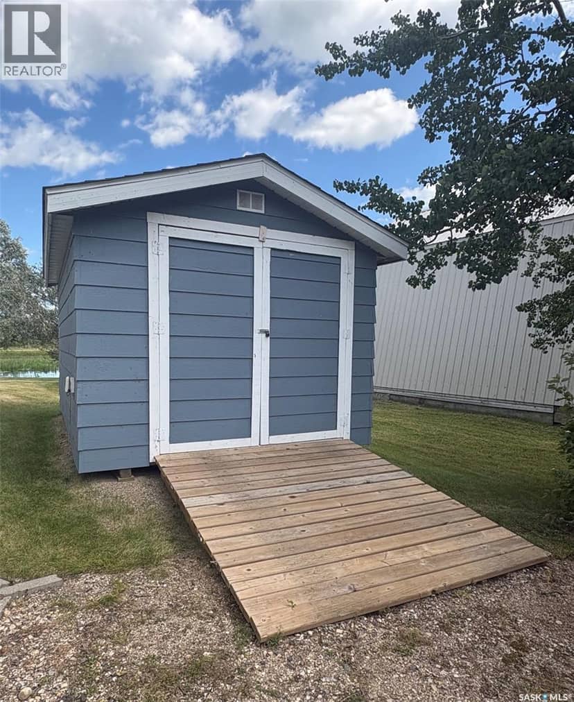 964 Whitesand AVENUE — photo 34 of 40