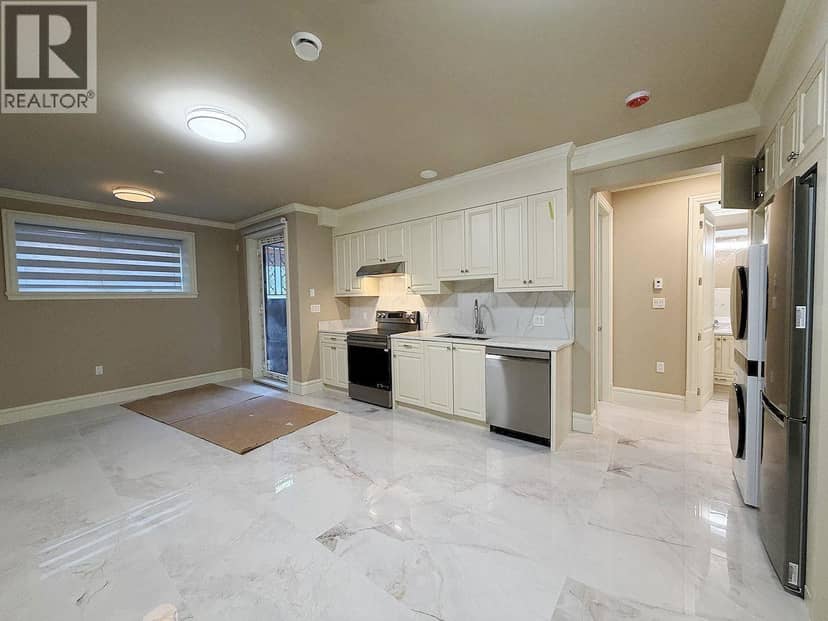 2 38xx W 36TH AVENUE, Vancouver