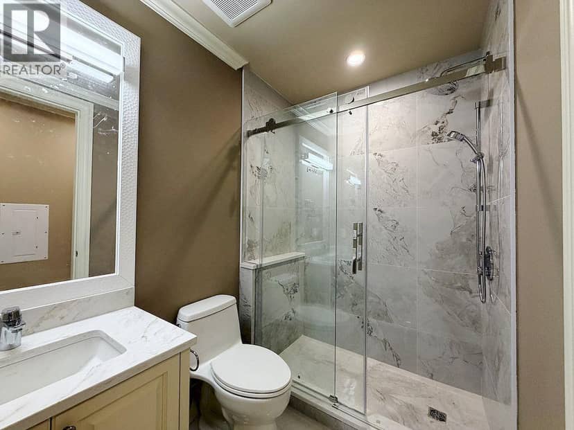 2 38xx W 36TH AVENUE, Vancouver, photo 4