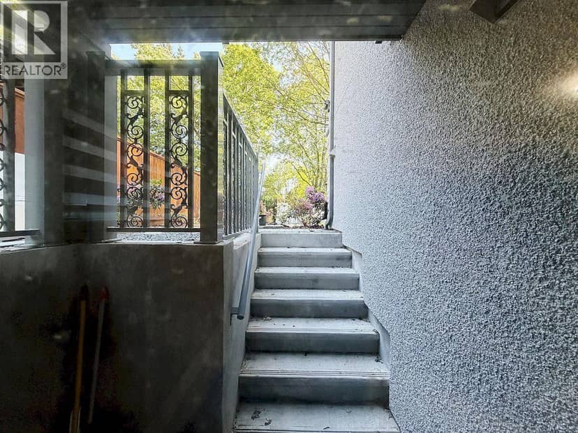 2 38xx W 36TH AVENUE, Vancouver, photo 6