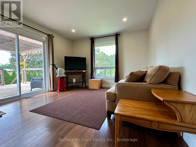 59 Jane Street — photo 13 of 36