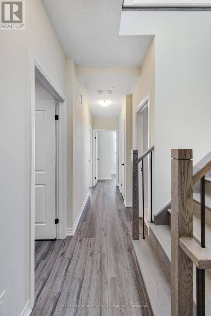 114 - 1585 Rose Way — photo 18 of 32