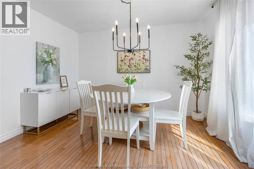 76 Pamela Crescent — photo 9 of 40
