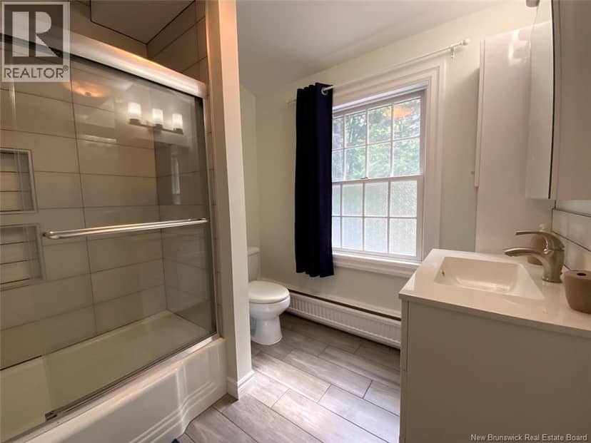 28 Lawson Street — photo 25 of 40
