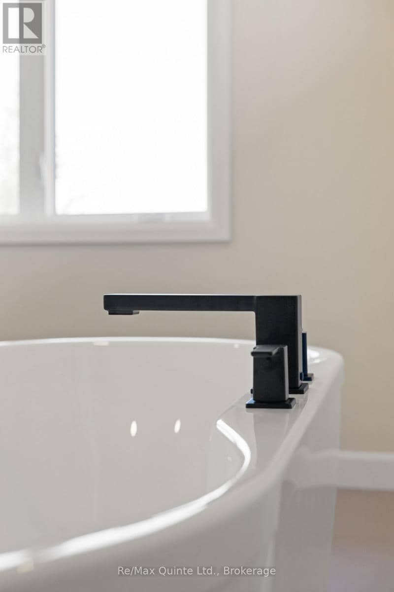 12 Stinson Avenue — photo 33 of 40