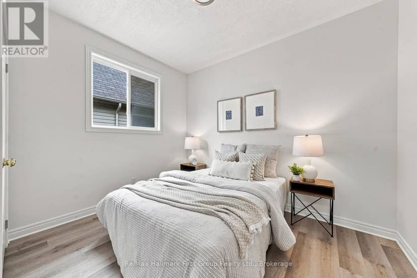 777 Prince Of Wales Drive — photo 16 of 32