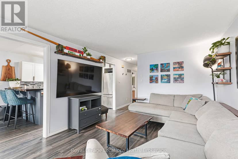 66 Telfer Road — photo 13 of 40