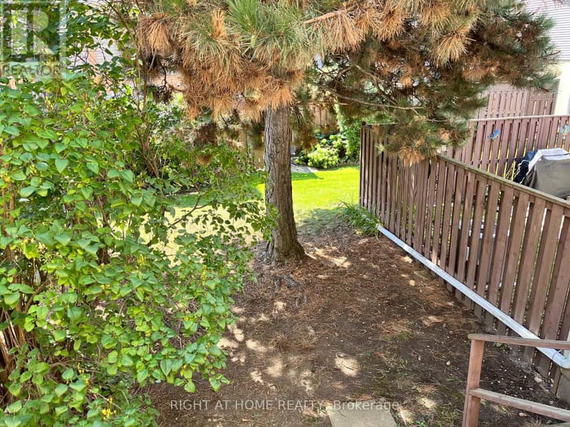 70 Carisbrooke Court — photo 18 of 20