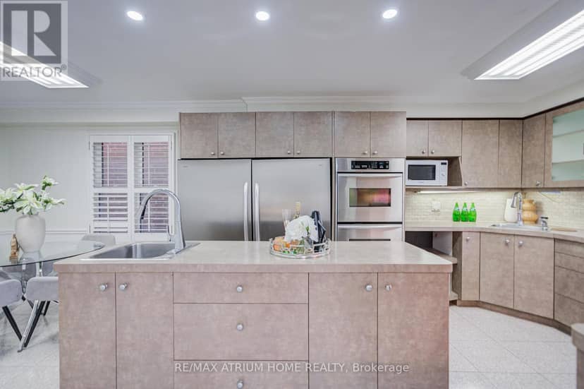 77 Rosedale Heights Drive — photo 14 of 40