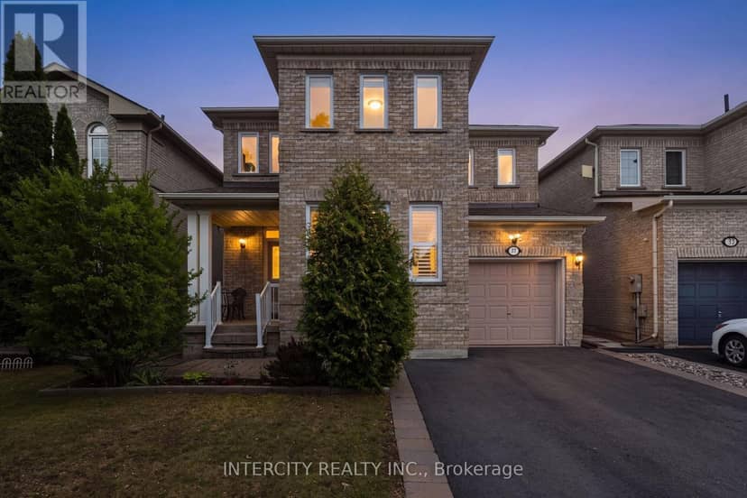 37 Redfinch Crescent — photo 1 of 40