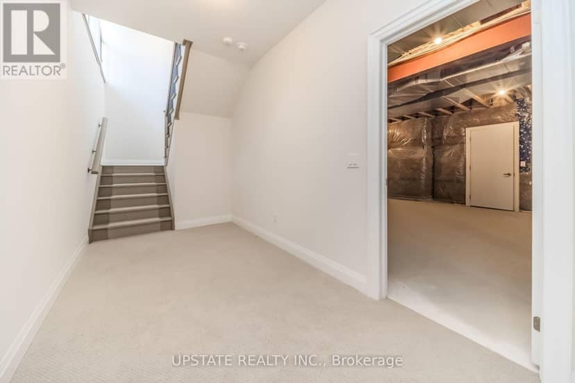 21 Pearsall Place — photo 39 of 40