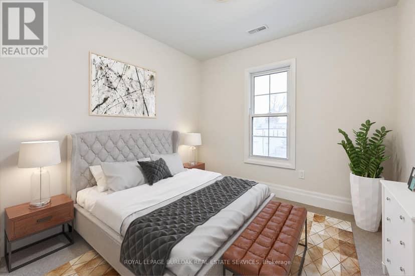 207 - 760 Lakeshore Road E — photo 13 of 22