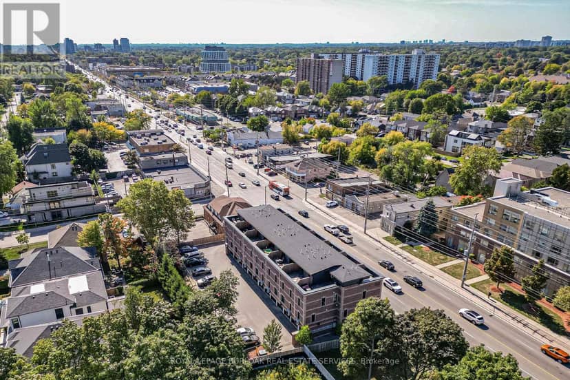 207 - 760 Lakeshore Road E — photo 21 of 22
