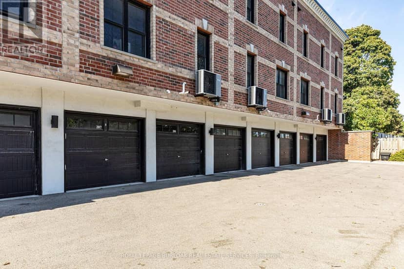 207 - 760 Lakeshore Road E — photo 5 of 22