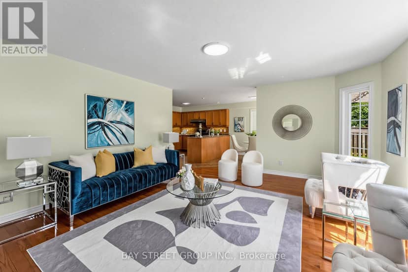 63 Dubrick Crescent — photo 14 of 40