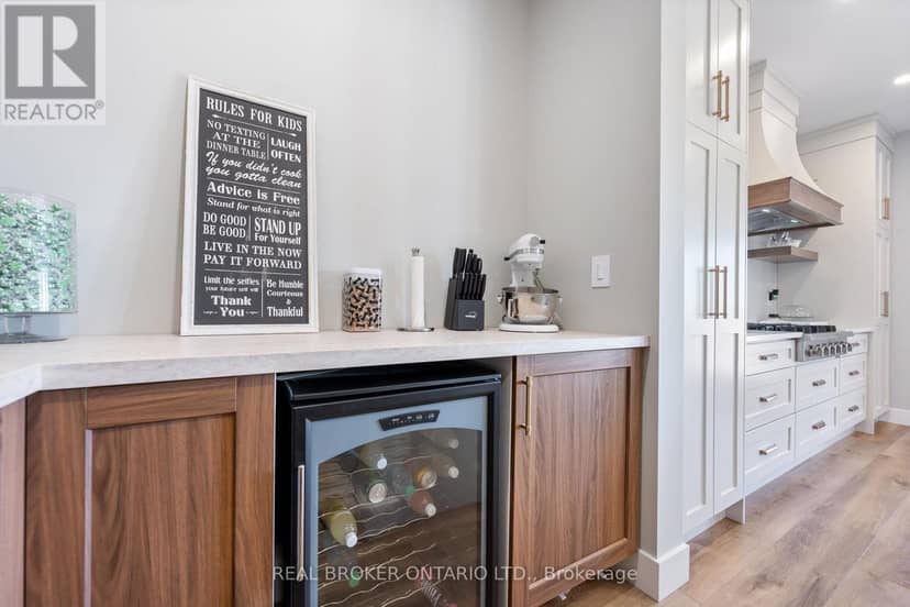 155 Gibbons Street — photo 19 of 40
