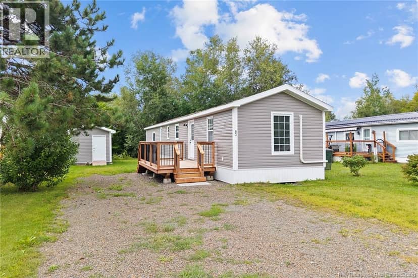 83 Leafwood Crescent — photo 1 of 40