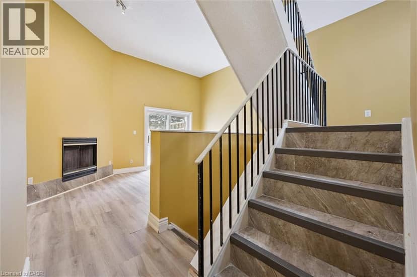 589 BEECHWOOD Drive Unit# 43 — photo 7 of 40