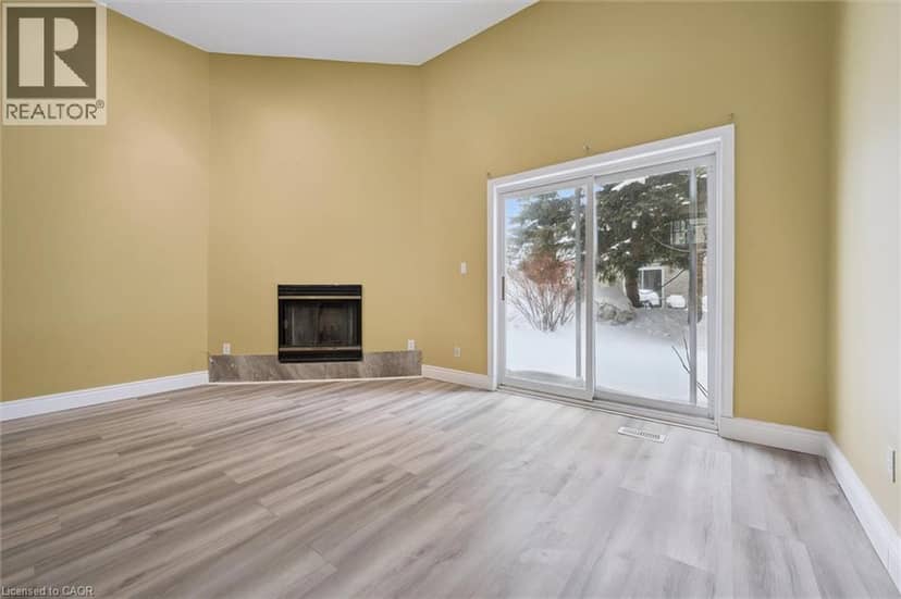 589 BEECHWOOD Drive Unit# 43 — photo 9 of 40