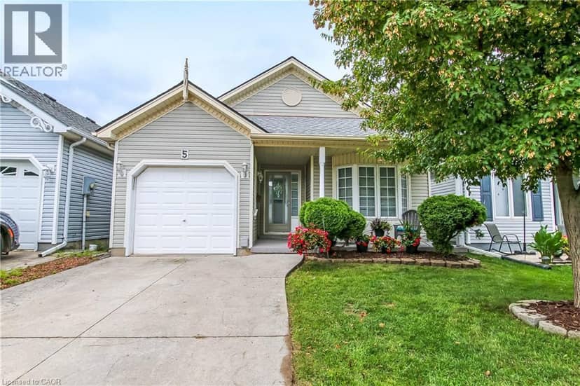 5 WALSINGHAM Drive — photo 1 of 20
