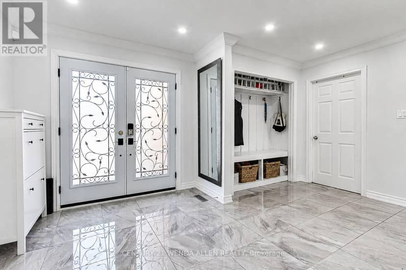156 Gwendolyn Boulevard — photo 4 of 40