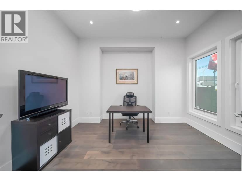 5500 52 AVENUE, Ladner, photo 5