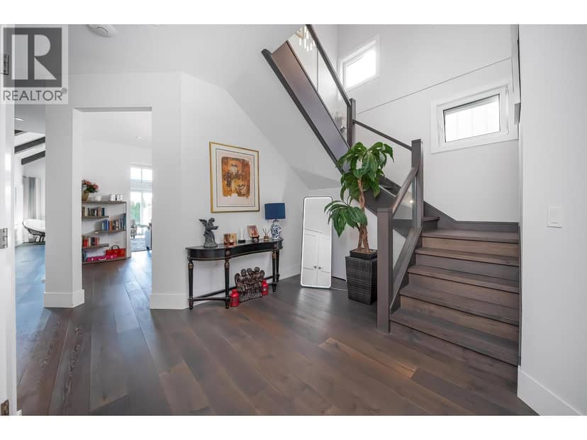 5500 52 AVENUE, Ladner, photo 6