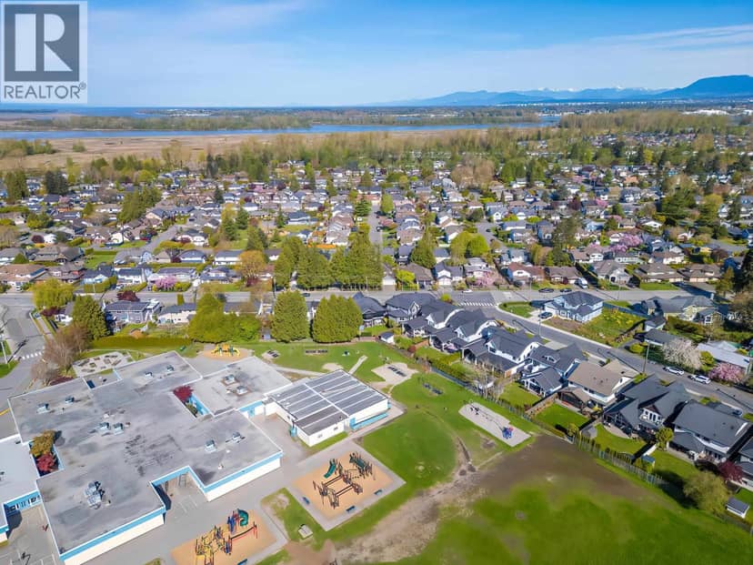 5500 52 AVENUE, Ladner, photo 3