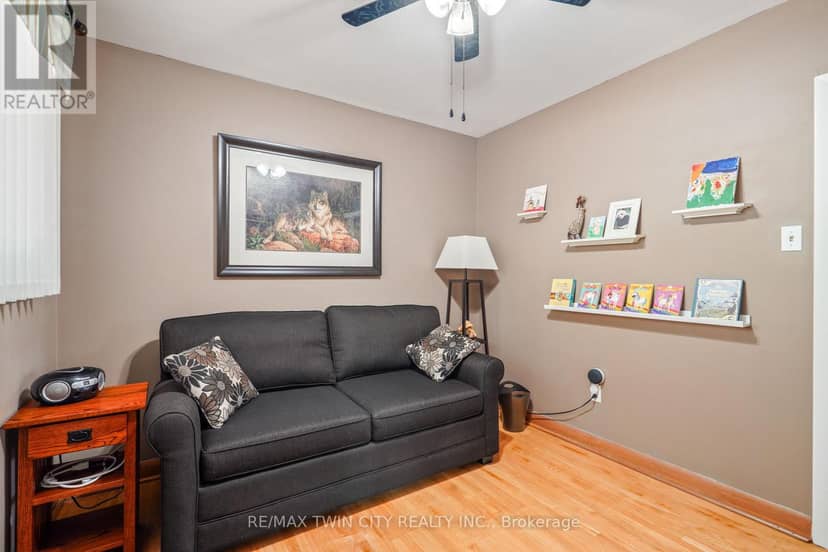 10 Brier Crescent — photo 20 of 40