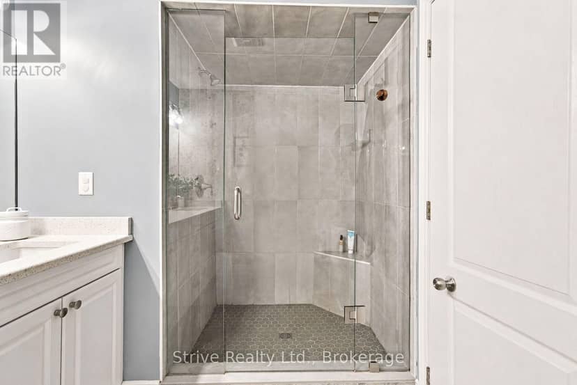 11074 Third Line — photo 19 of 40