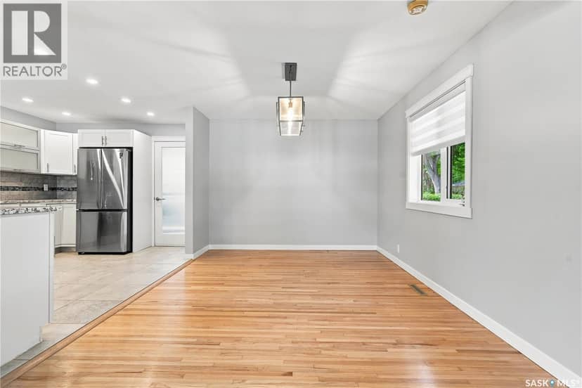 4200 Hillsdale STREET — photo 12 of 40