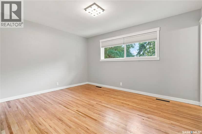 4200 Hillsdale STREET — photo 28 of 40