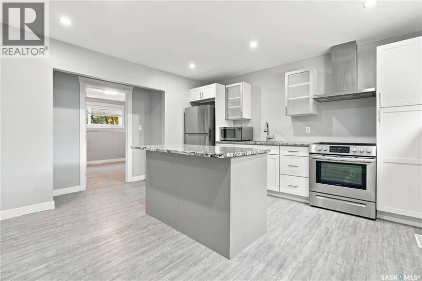 4200 Hillsdale STREET — photo 35 of 40