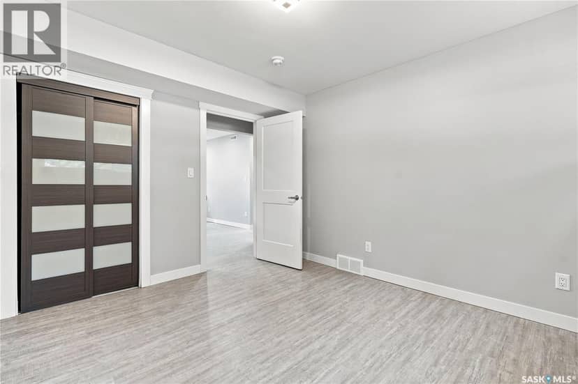 4200 Hillsdale STREET — photo 40 of 40