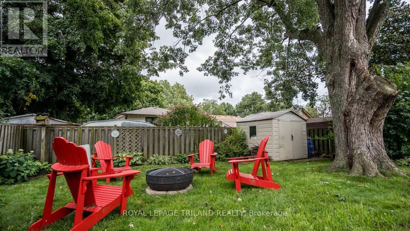 36 Upcott Crescent — photo 20 of 26
