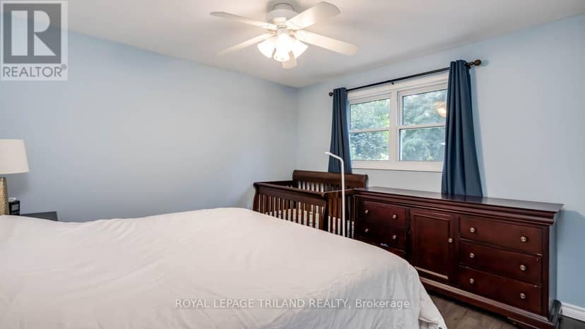 36 Upcott Crescent — photo 7 of 26