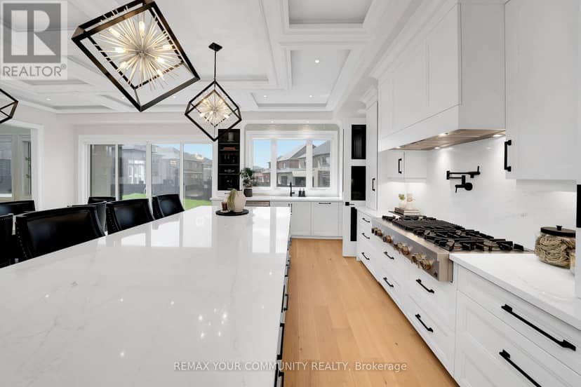 36 Arbordale Drive — photo 9 of 40