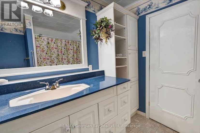 2407 Rumney Road — photo 18 of 38