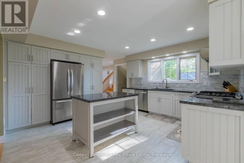 110 Forest Glen Drive — photo 10 of 40