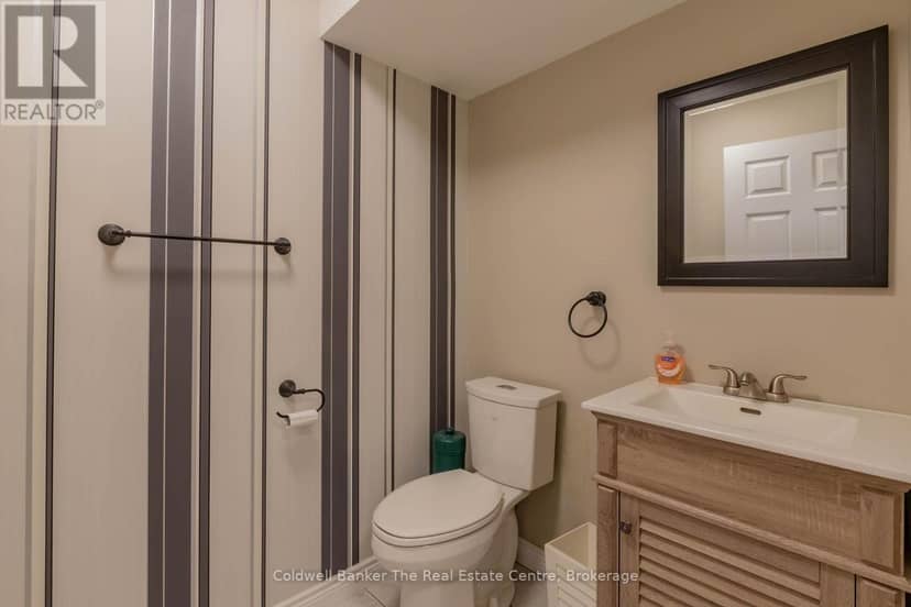 110 Forest Glen Drive — photo 20 of 40